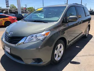 2012 Toyota Sienna