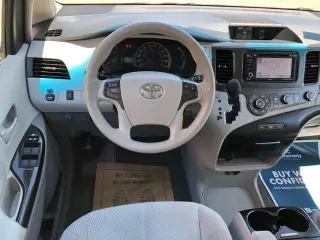 2012 Toyota Sienna