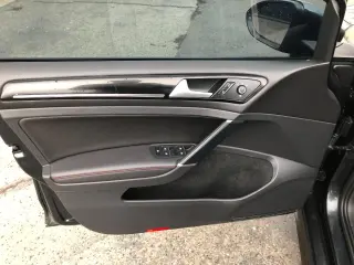 2015 Volkswagen GTI SE 6M 4-Door