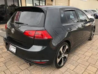 2015 Volkswagen GTI SE 6M 4-Door