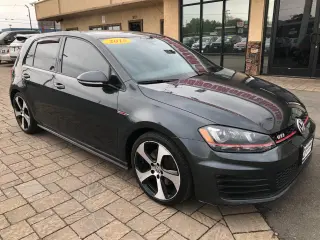 2015 Volkswagen GTI SE 6M 4-Door