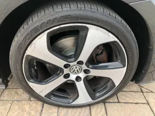 2015 Volkswagen GTI SE 6M 4-Door