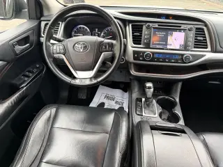 2015 Toyota Highlander