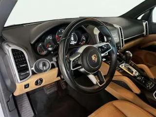 2017 Porsche Cayenne