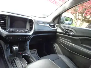 2018 GMC Acadia
