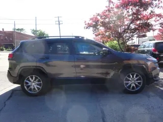 2018 Jeep Cherokee
