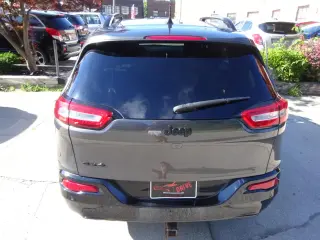 2018 Jeep Cherokee