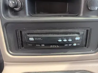 2004 Chevrolet Suburban