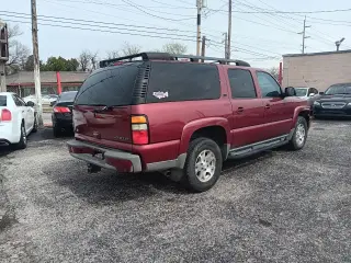 2004 Chevrolet Suburban