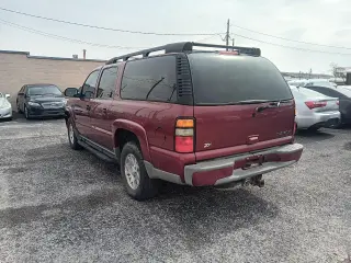 2004 Chevrolet Suburban