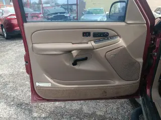 2004 Chevrolet Suburban