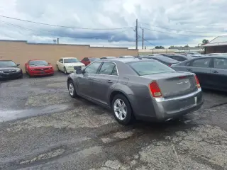 2011 Chrysler 300