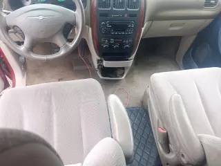2005 Chrysler Town & Country