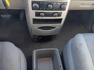 2010 Chrysler Town & Country