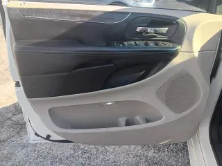 2012 Chrysler Town & Country