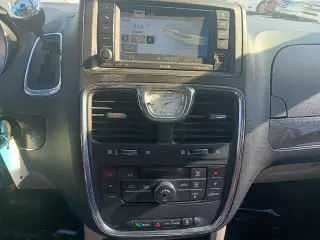 2012 Chrysler Town & Country