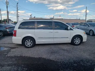2012 Chrysler Town & Country