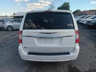 2012 Chrysler Town & Country