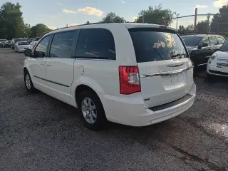 2012 Chrysler Town & Country