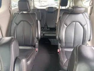 2021 Chrysler Voyager