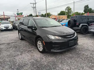 2021 Chrysler Voyager