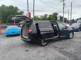 2021 Chrysler Voyager