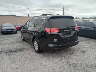 2021 Chrysler Voyager