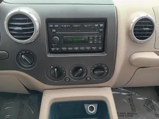 2004 Ford Expedition