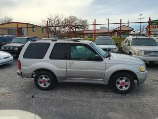 2003 Ford Explorer Sport