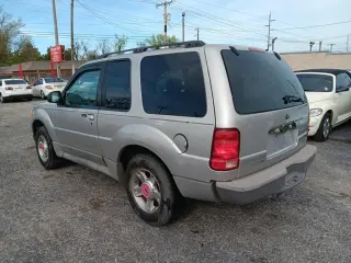 2003 Ford Explorer Sport