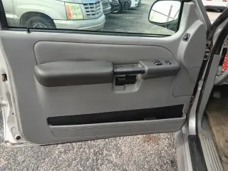 2003 Ford Explorer Sport