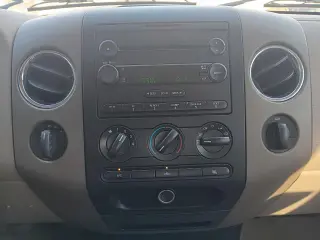 2005 Ford F-150 XL