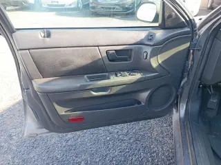 2003 Ford Taurus