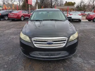 2010 Ford Taurus