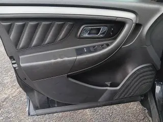 2010 Ford Taurus