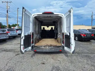 2018 Ford Transit 250