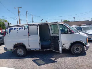 1998 GMC Savana G2500