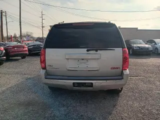 2008 GMC Yukon SLE