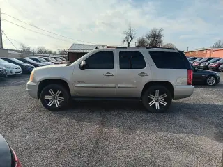 2008 GMC Yukon SLE