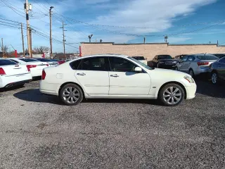 2007 Infiniti M