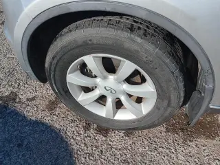 2004 Infiniti FX
