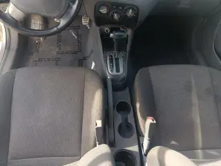 2006 Kia Rio5