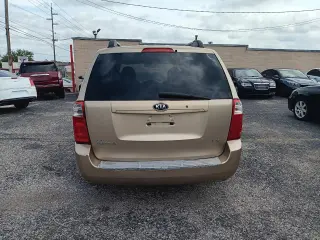 2008 Kia Sedona