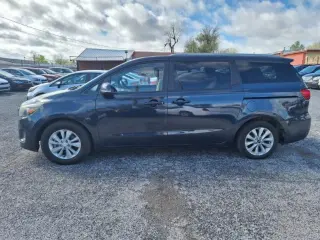 2015 Kia Sedona