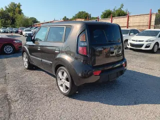 2010 Kia Soul +