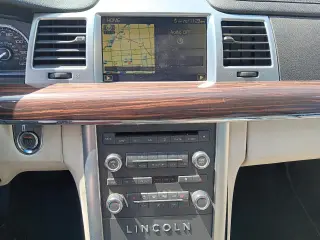 2009 Lincoln MKS