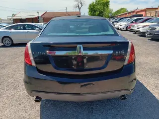 2009 Lincoln MKS