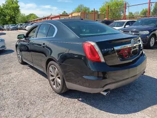 2009 Lincoln MKS