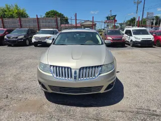 2011 Lincoln MKS
