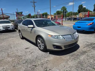 2011 Lincoln MKS